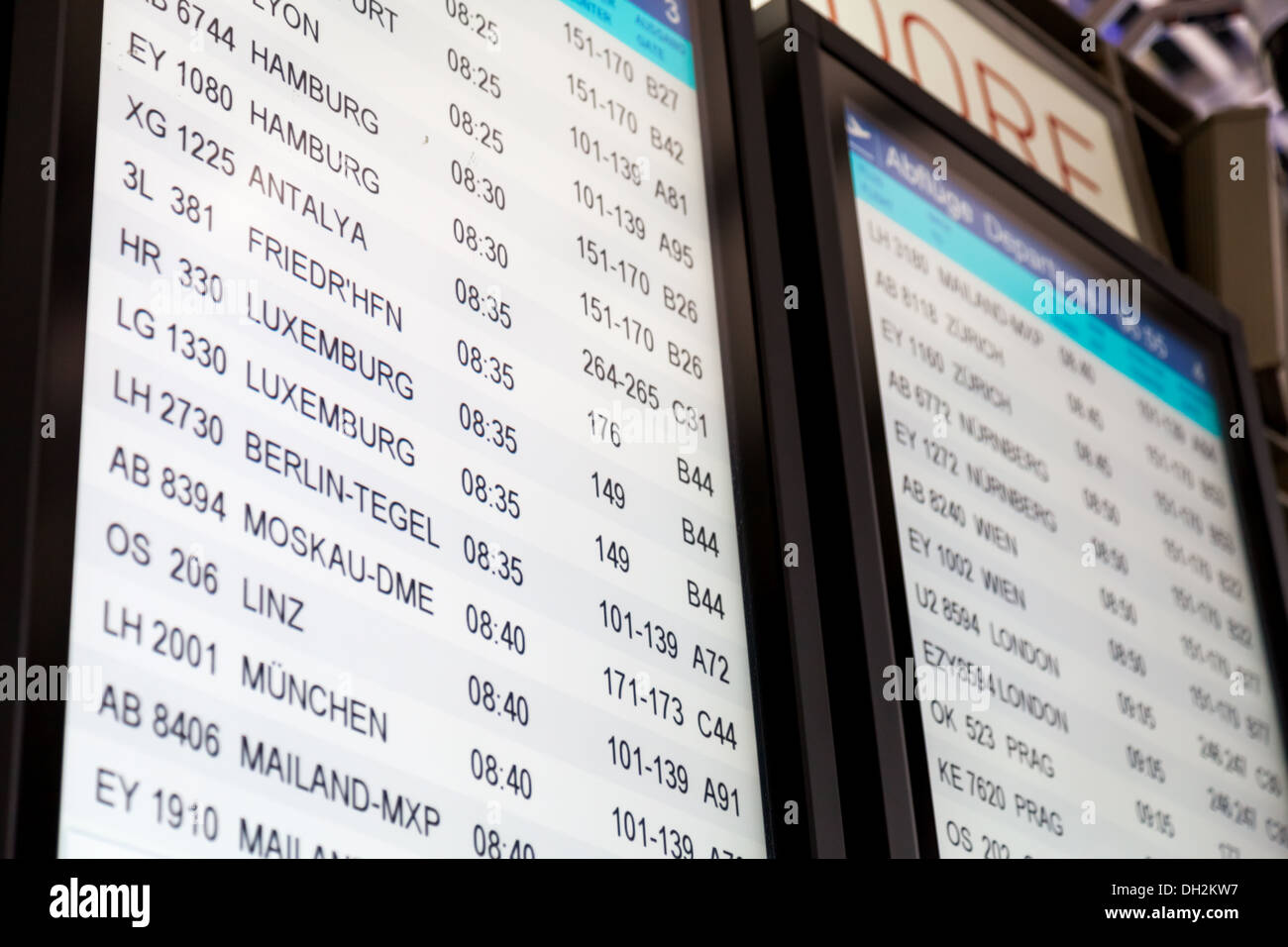 Scheda informazioni in aeroporto Foto Stock