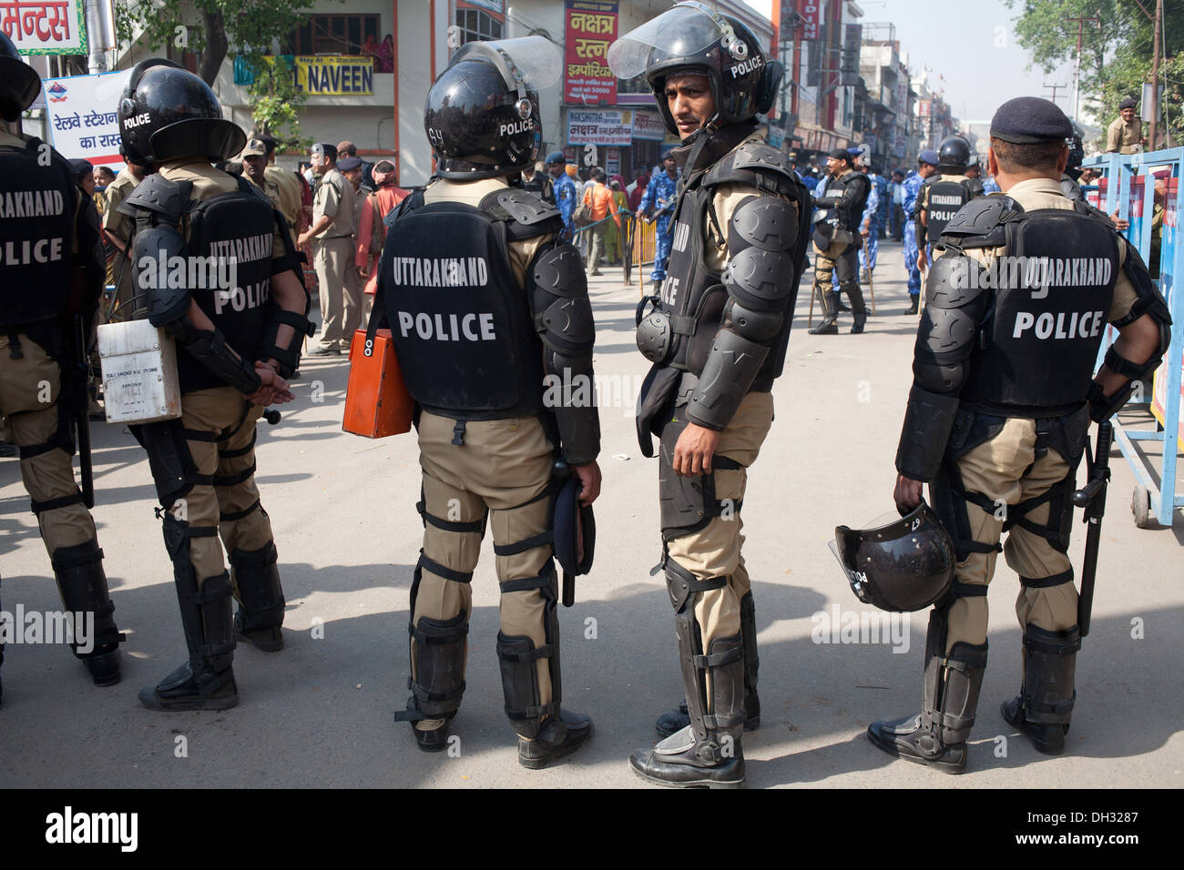 Polizia di sicurezza kumbh Fair Haridwar Uttarakhand India Asia polizia indiana Foto Stock