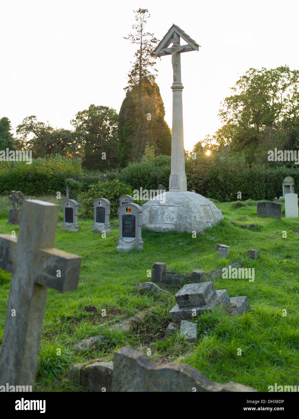 In memoria per il Belgio soldati morti durante le guerre mondiali monumento a Southampton vecchio cimitero Hill Lane Foto Stock