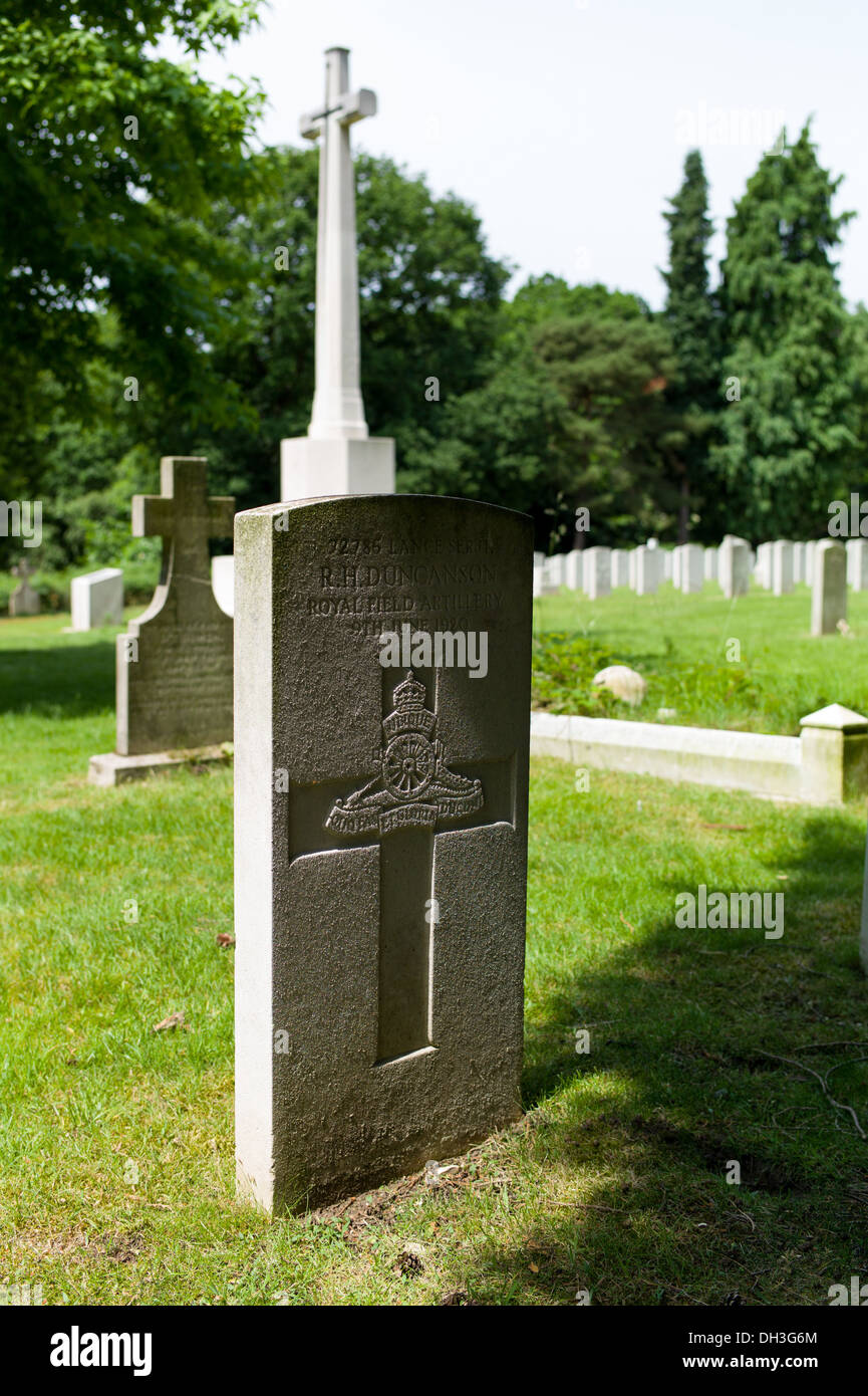 La Tomba di R H Duncanson del campo Royal Artillery a Netley ospedale militare cimitero Southampton Foto Stock