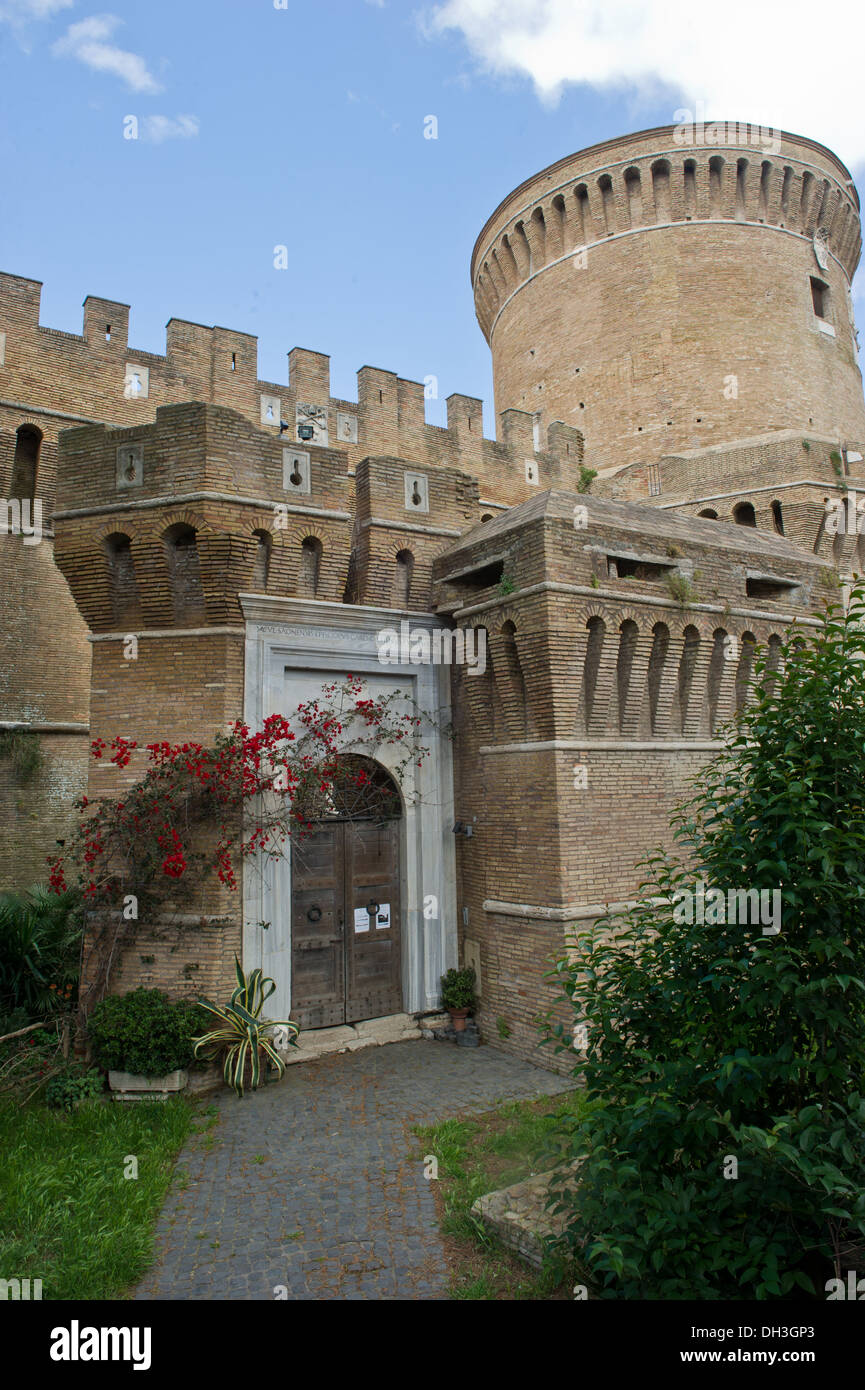 L'Italia. Europa. Lazio. Roma Ostia Antica castello di Papa Giulio II Foto Stock