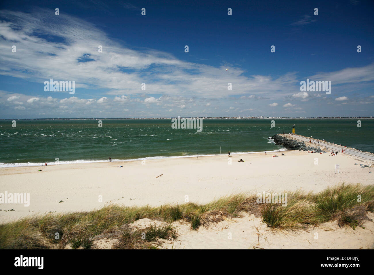 Gironde river, a estuario, Oceano Atlantico, spiaggia vicino a Le Verdon-sur-mer, Dipartimento della Gironde, regione Aquitania, in Francia, in europa Foto Stock
