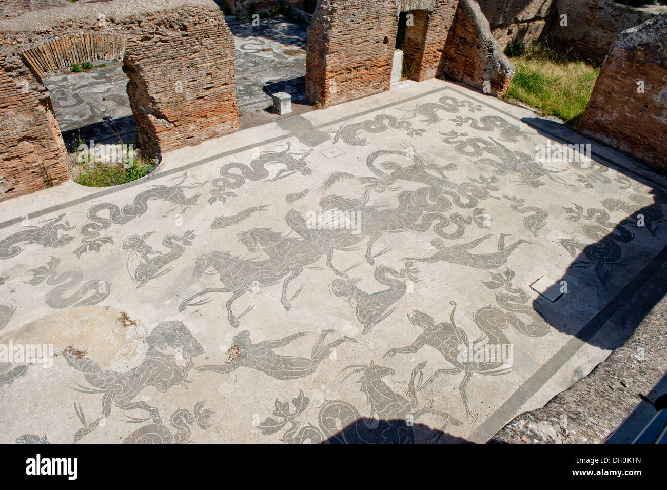 Antica, archeologica, Europa, Italia, Lazio, Ostia antica, all'aperto, Roma, giorno, viaggio, mosaico Foto Stock