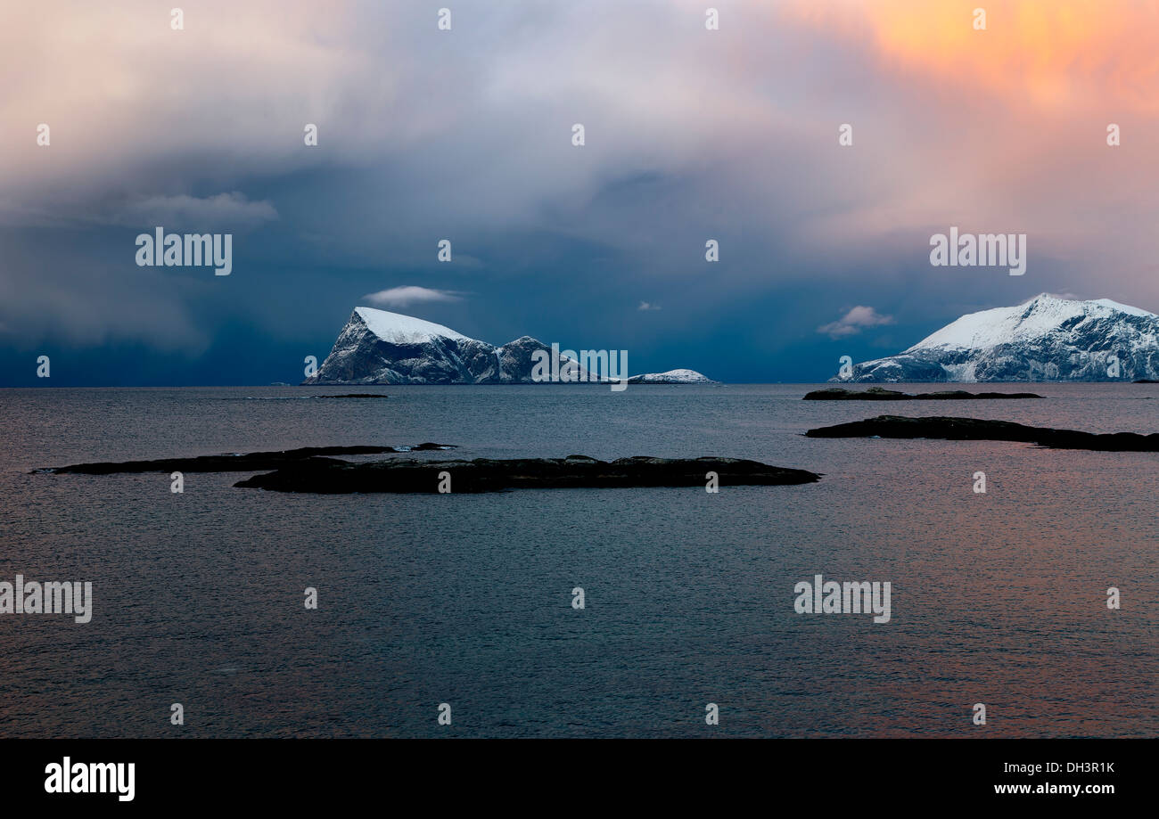 Paesaggio norvegese.al di sopra del circolo polare. Sommarøy Foto Stock