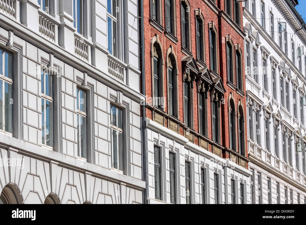 Le facciate storiche di Nyhavn a Copenaghen, Danimarca Foto Stock
