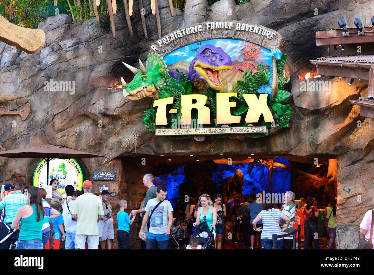 T-Rex Ristorante, Downtown Disney, Disney World, a Orlando in Florida Foto Stock