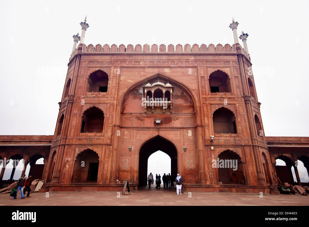 Porta principale di accesso della Jama Masjid a Delhi in India Foto Stock