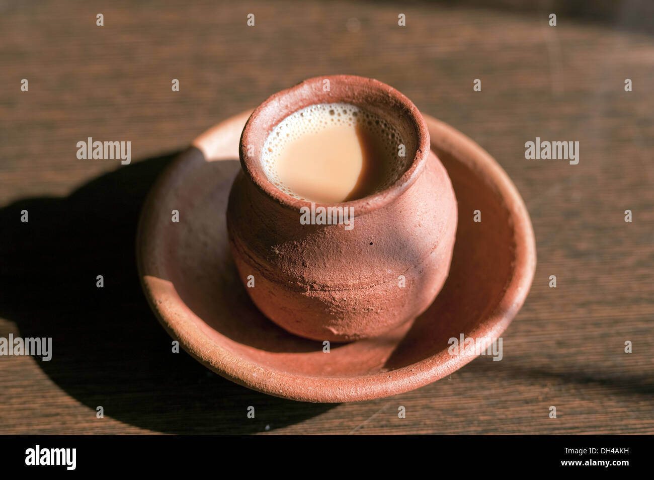 Il tè in tazza di argilla kulhar Maharashtra India Asia Foto Stock