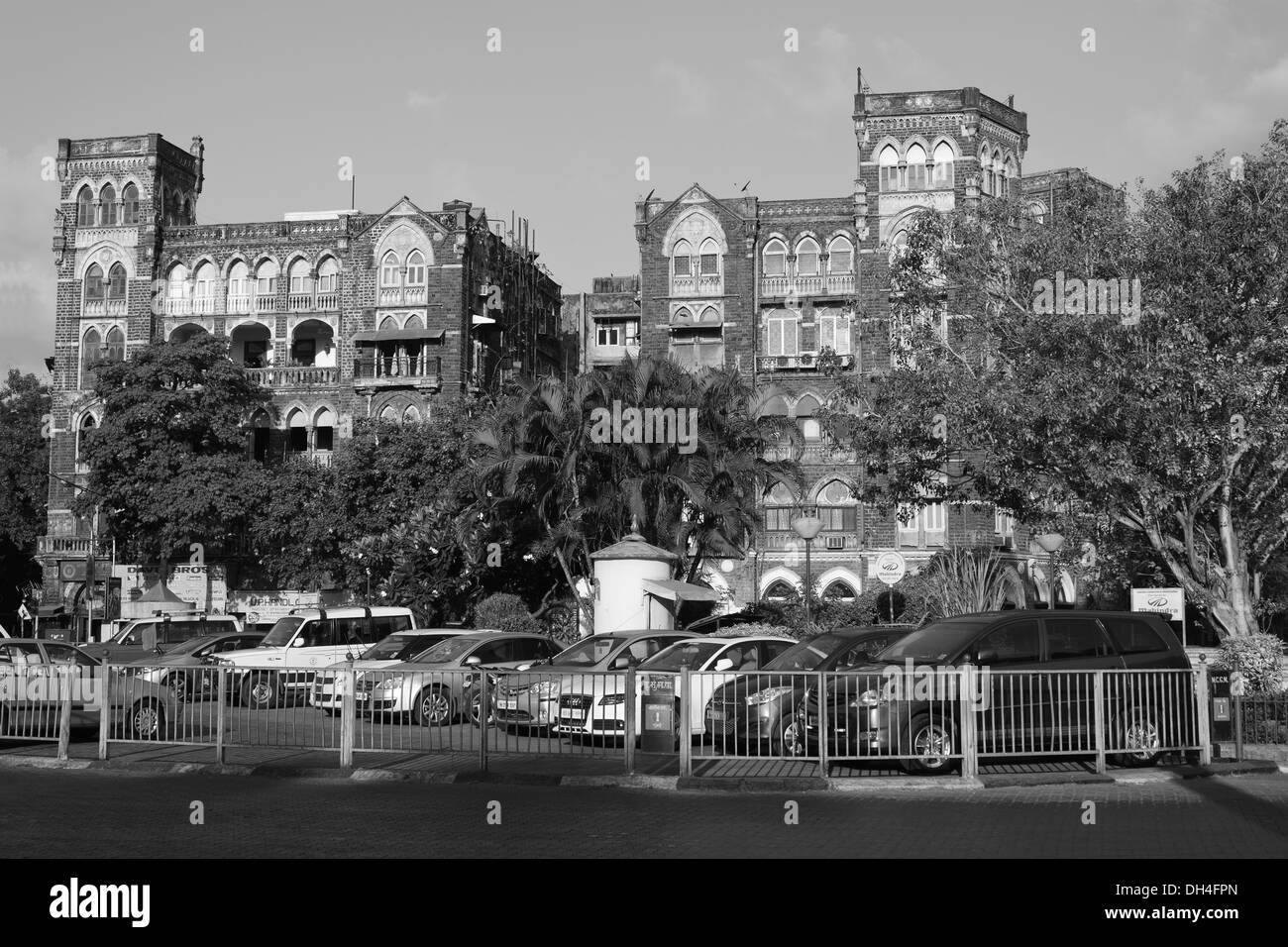 Indiano Palazzo Mercantile S P Mukherjee Chowk Mumbai Maharashtra India Asia maggio 2012 Foto Stock