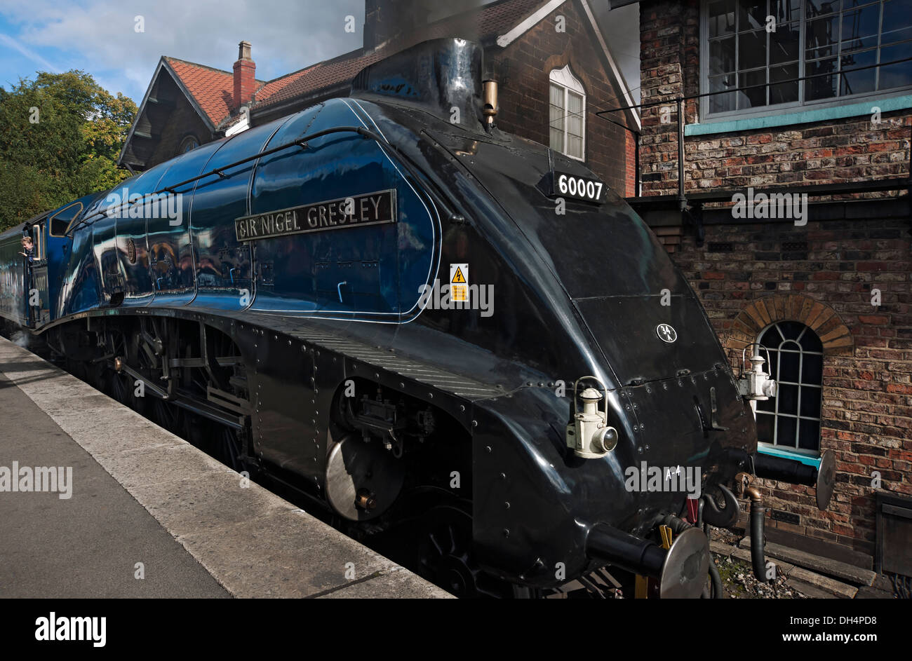 A4 Pacific Class Sir Nigel Gresley loco locomotiva a vapore stazione ferroviaria di Grosmont NYMR North Yorkshire Inghilterra Regno Unito Foto Stock