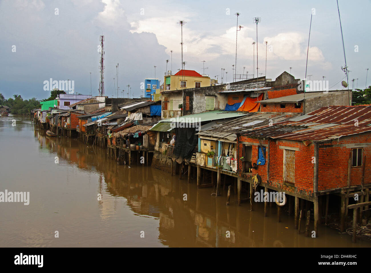 Case nel delta del Mekong, Vietnam Foto Stock