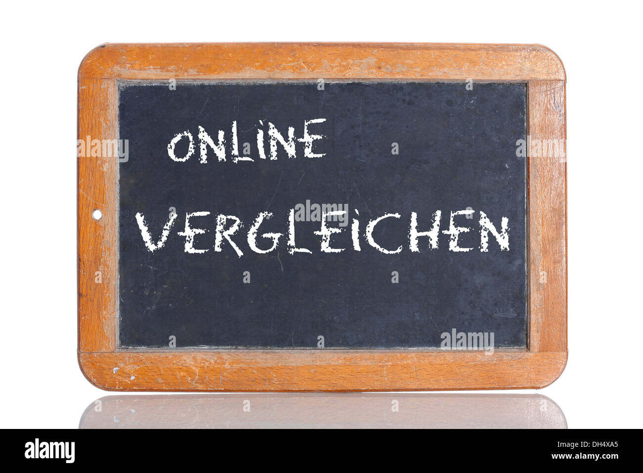 Vecchia lavagna, scritte 'online' VERGLEICHEN, Tedesco per 'Confronta online" Foto Stock