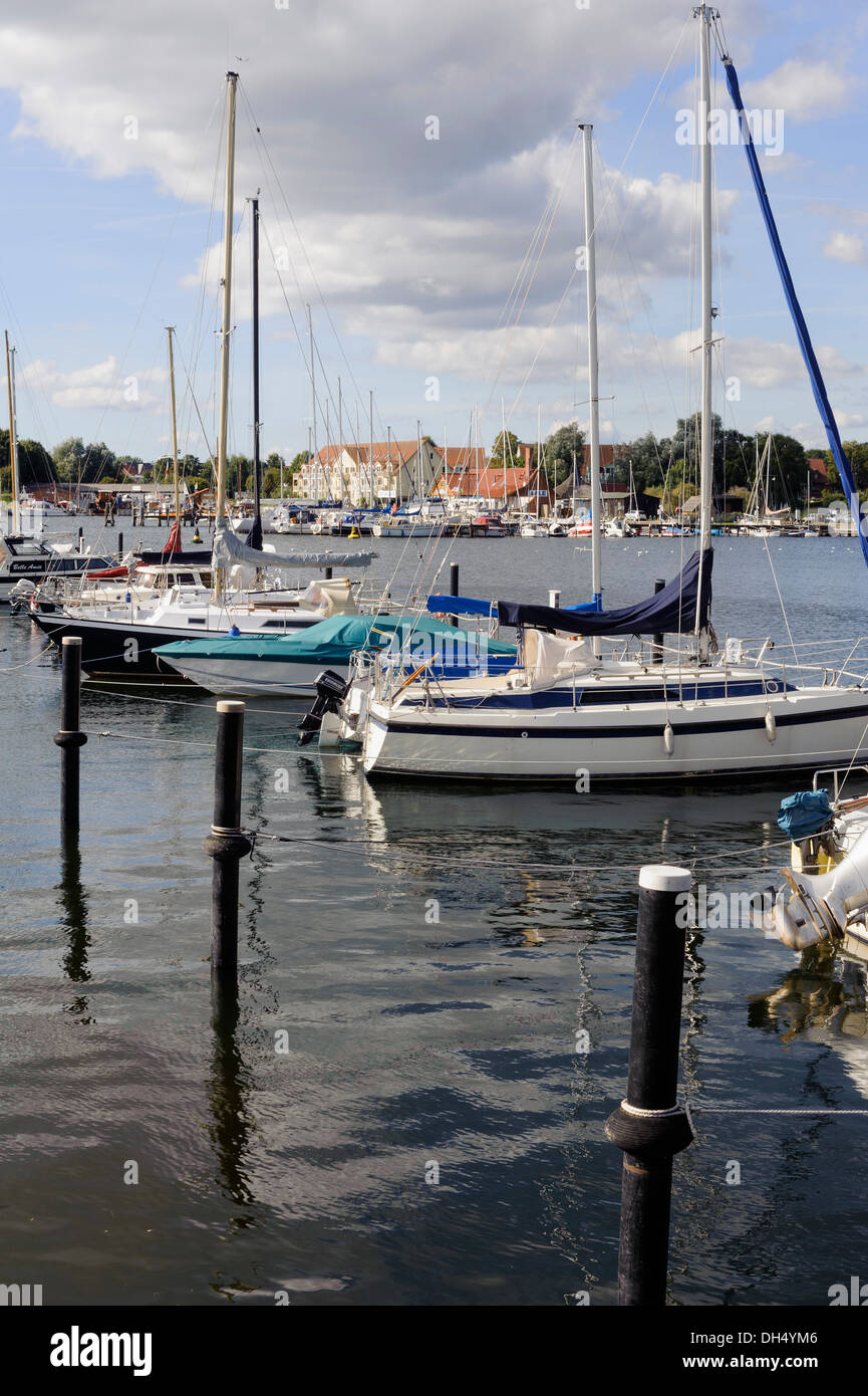 Porto di Kirchdorf, Isola ofl Poel, Mecklenburg-Hither Pomerania Occidentale, Germania Foto Stock