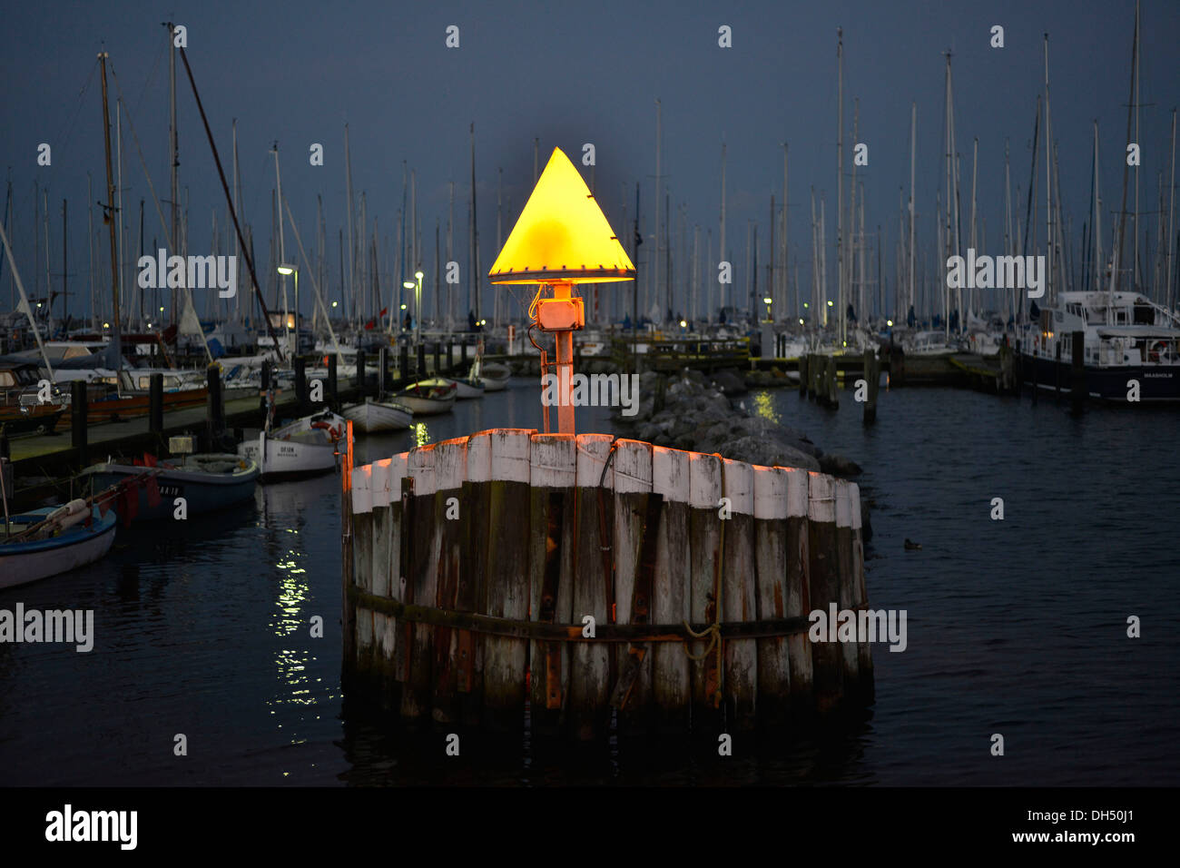 Luci di segnale al porto di Maasholm, Schleswig-Holstein Foto Stock