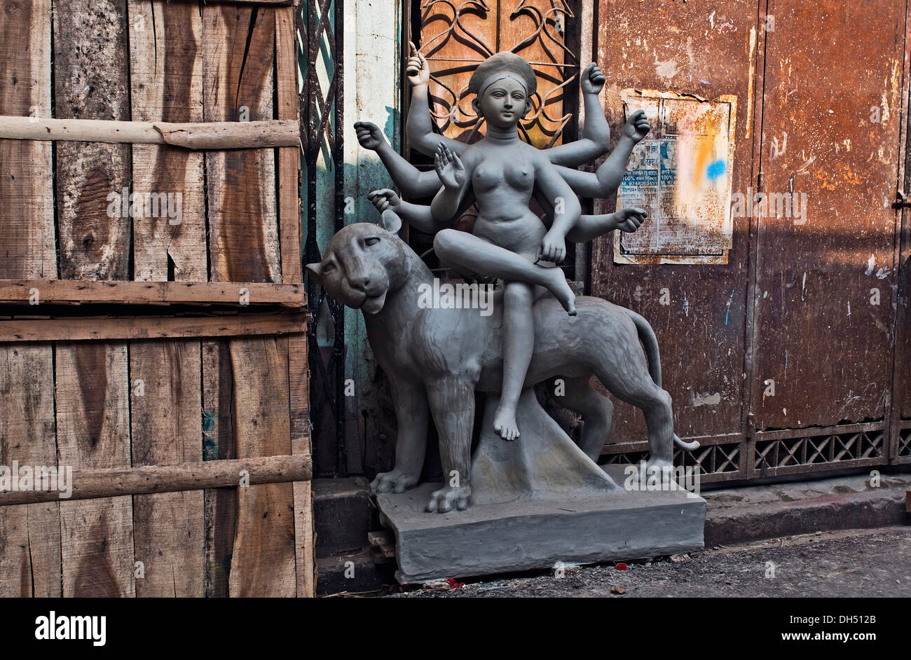 Durga scultura, non verniciate, Kumartuli trimestre, Calcutta, Calcutta, India, Asia Foto Stock