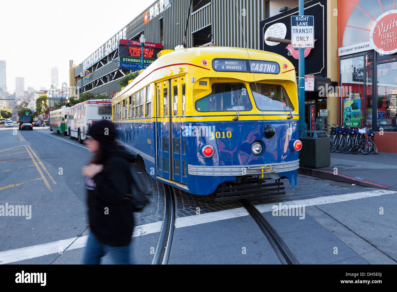 Vintage trolley bus ancora in uso da parte di San Francisco Municipal Transportation Agency Foto Stock