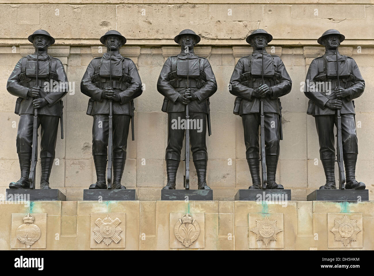 Le guardie Memorial, la Sfilata delle Guardie a Cavallo, Londra, Regno Unito. Una prima guerra mondiale Monumento ai Caduti della divisione guardie. Foto Stock