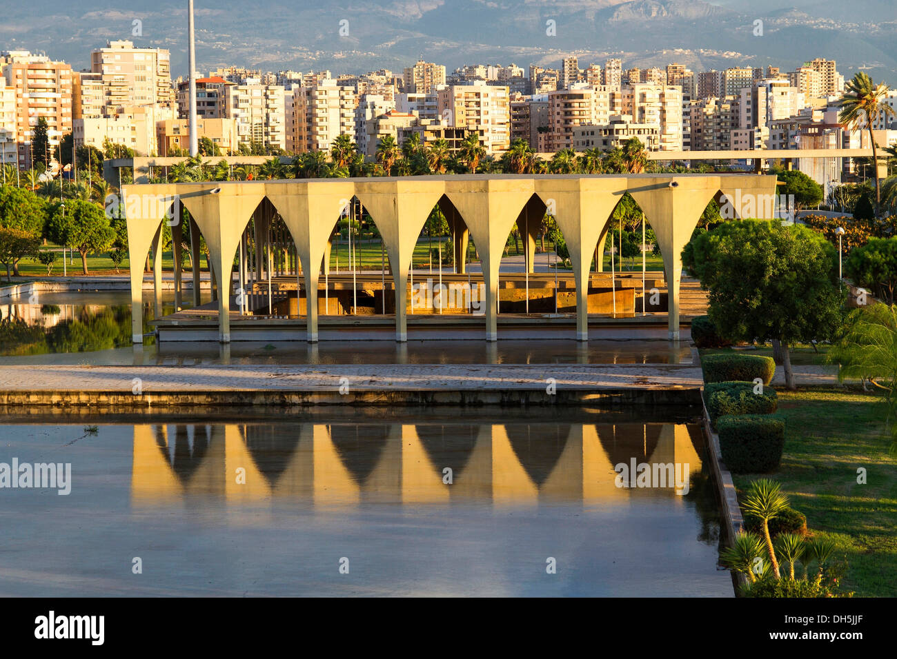 Padiglione libanese, Expo, Rachid Karame fiera internazionale, Tripoli, Libano. L'architetto brasiliano Oscar Niemeyer è stato pianificazione Foto Stock