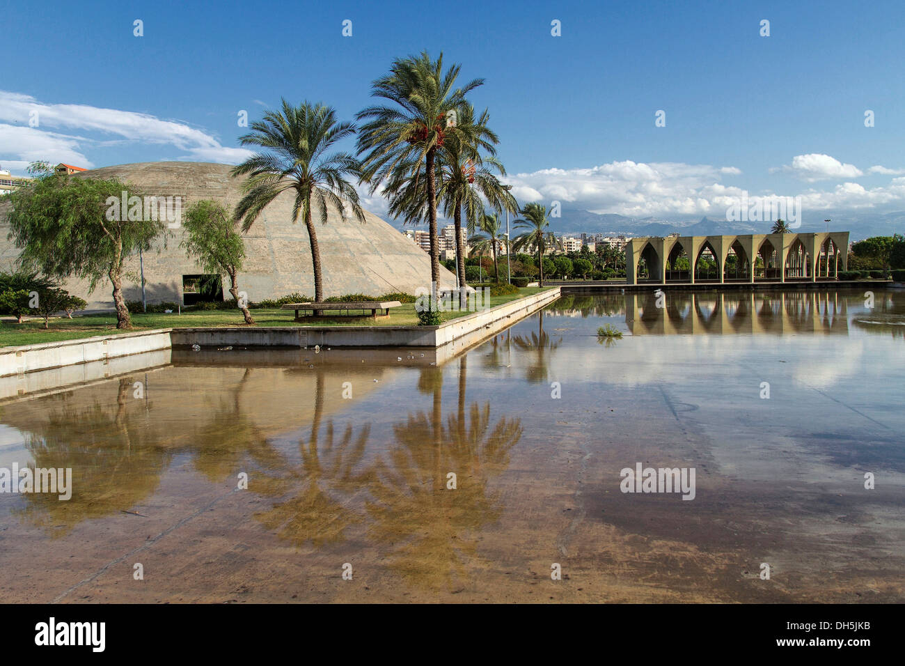 Assembly Hall, Expo area espositiva, Rachid Karame fiera internazionale, Tripoli, Libano. L'architetto brasiliano Oscar Niemeyer Foto Stock
