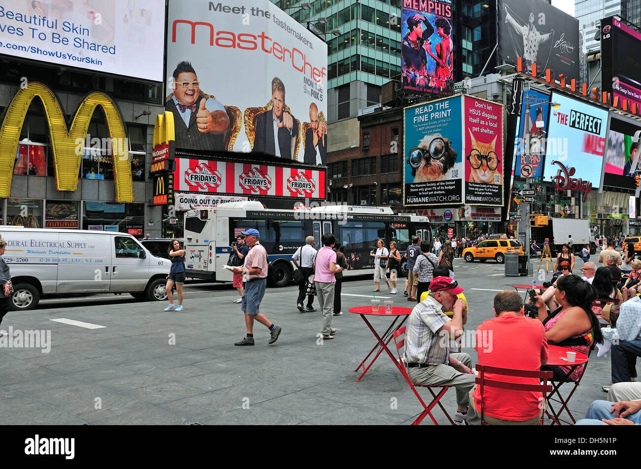 Times Square e Midtown Manhattan, New York, New York, USA, America del Nord, America, PublicGround Foto Stock