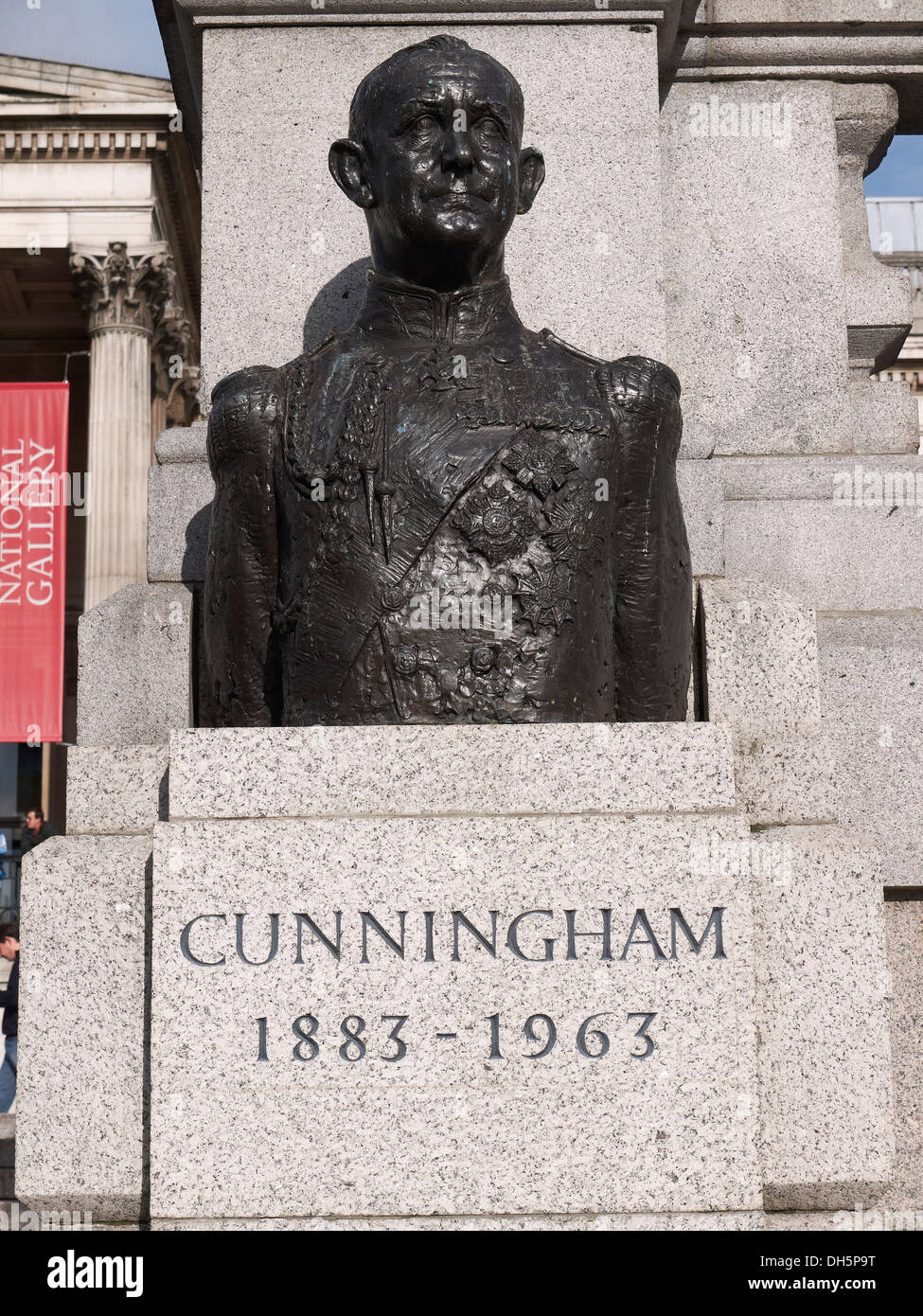 Busto di Ammiraglio Cunningham in Trafalgar Square Londra Foto Stock