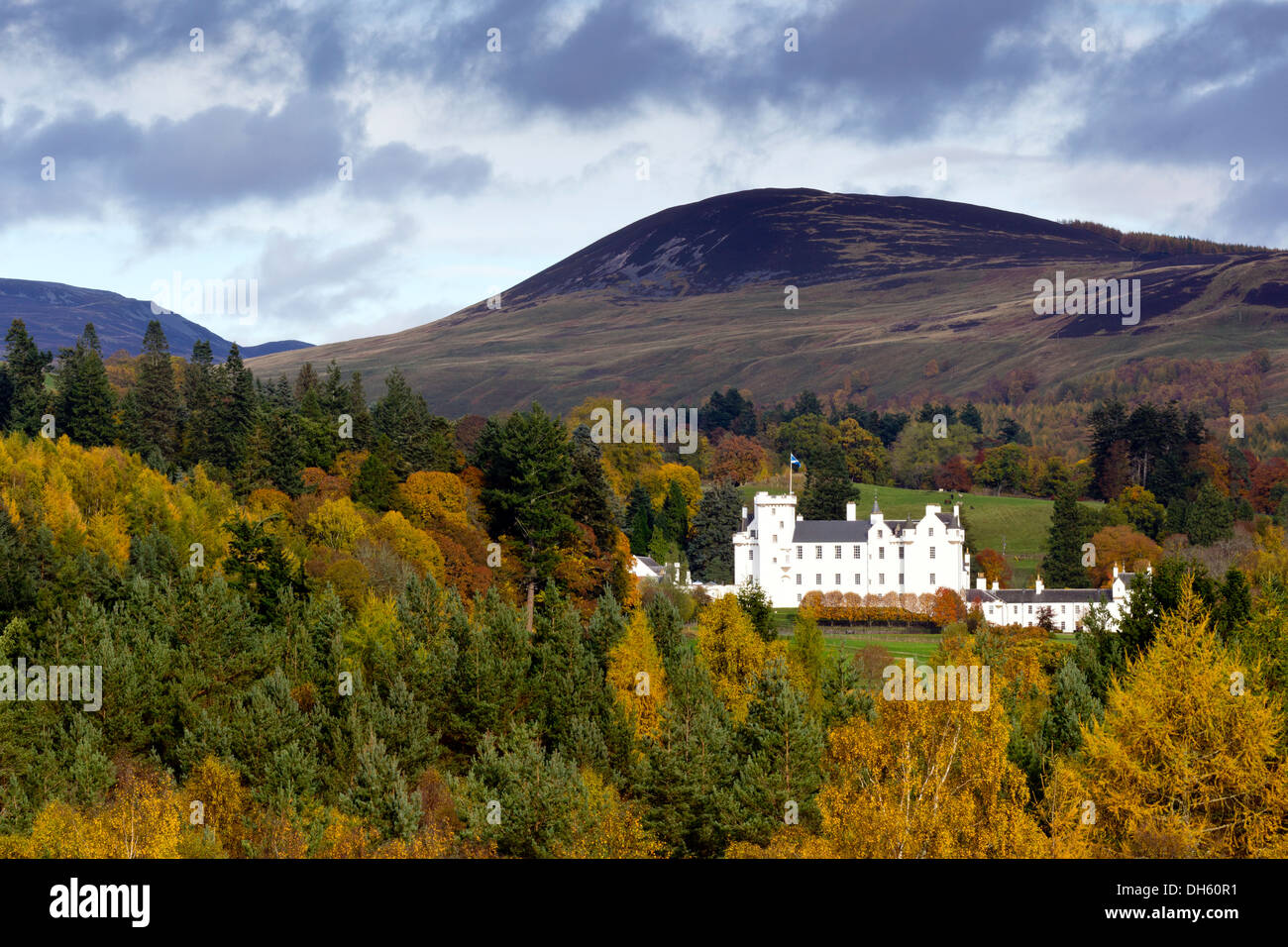 Autunno in scena al castello di Blair Blair Atholl Perthshire Scozia UK Foto Stock