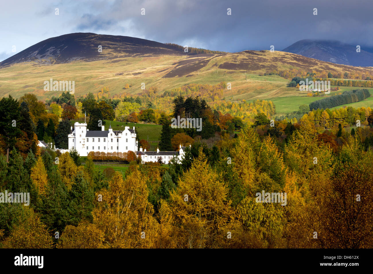 Autunno in scena al castello di Blair Blair Atholl Perthshire Scozia UK Foto Stock