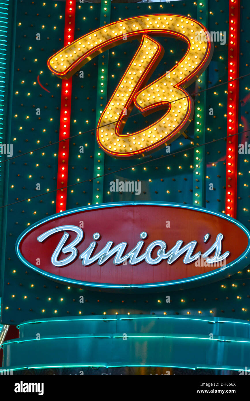 Insegne al neon di Binion's Gambling a ferro di cavallo Hotel e Casinò, Fremont Street Experience in vecchio, Las Vegas Downtown Las Vegas Foto Stock