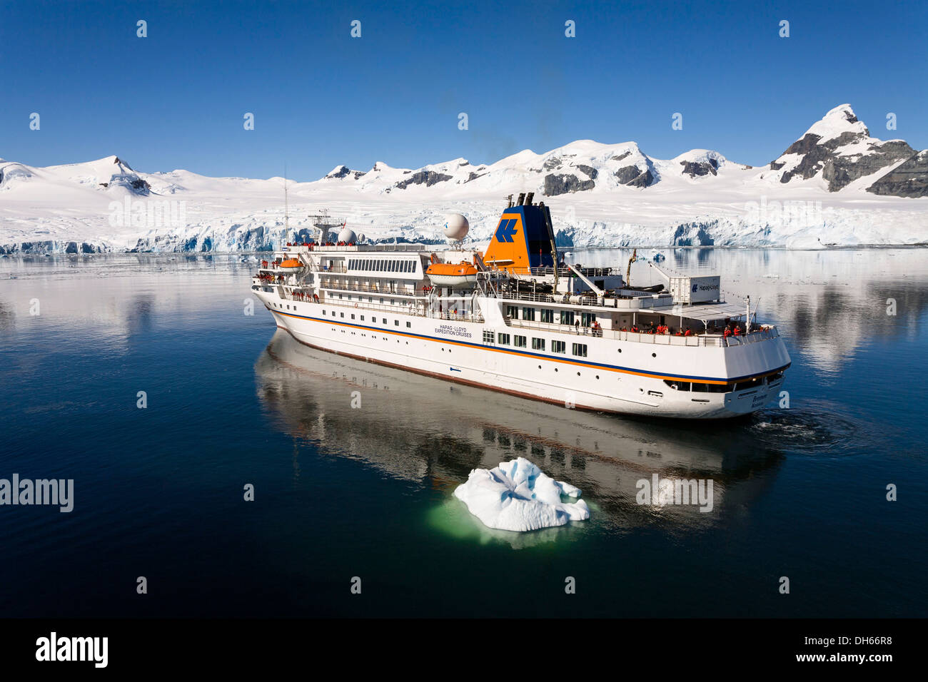 Antartide, MS Bremen nave da crociera, Prospect Point, Penisola Antartica, Antartide Foto Stock