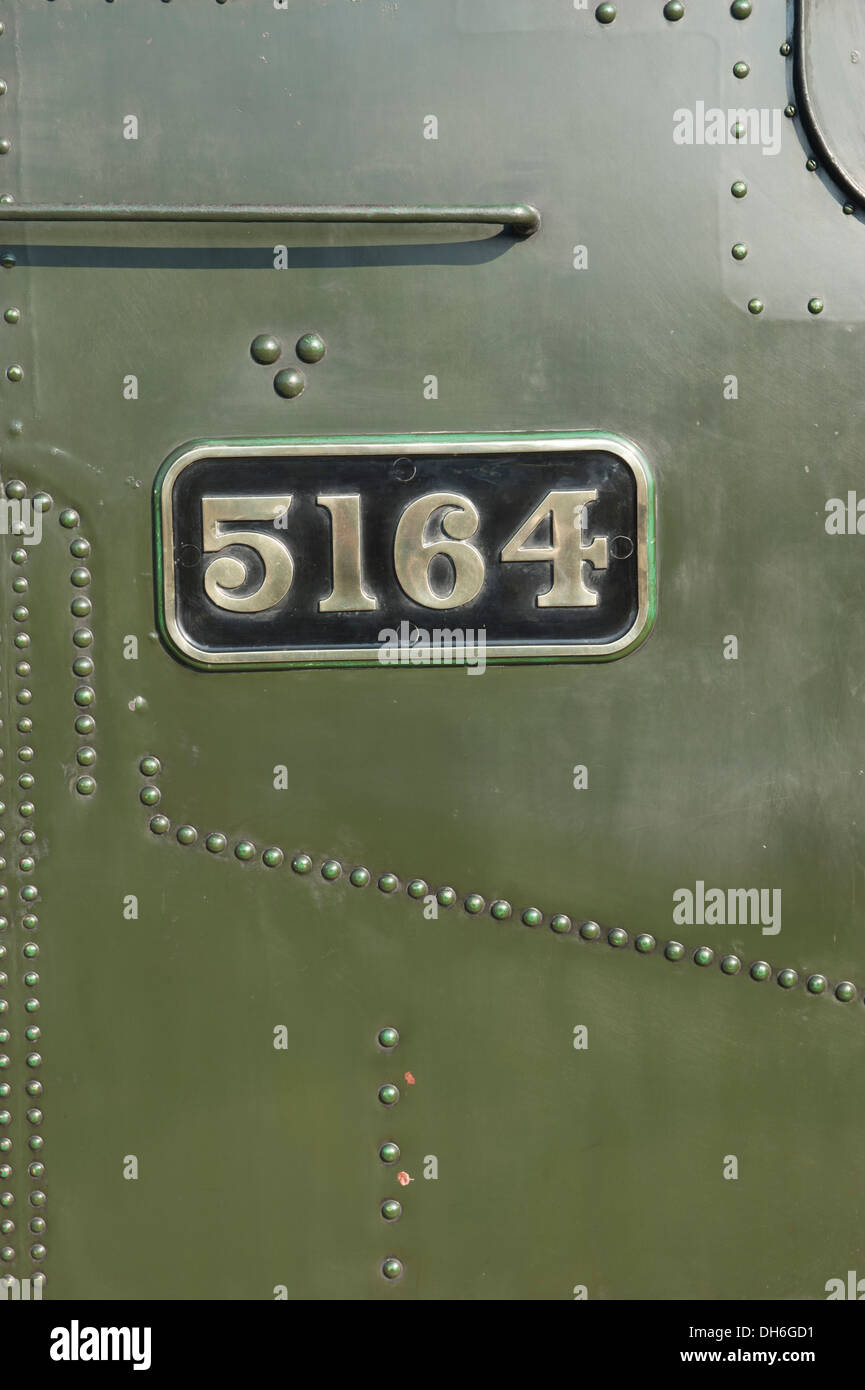 Locomotiva a vapore 5164 a Kidderminster stazione ferroviaria Foto Stock