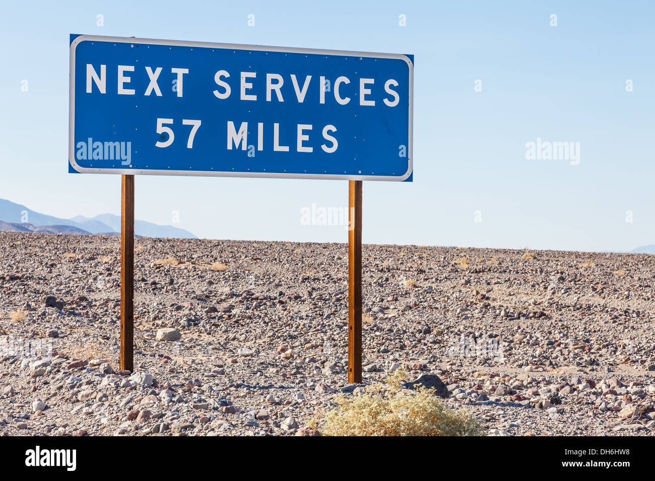Death Valley, Stati Uniti d'America. Prossimo servizio streetsight utile per il concetto di viaggio Foto Stock