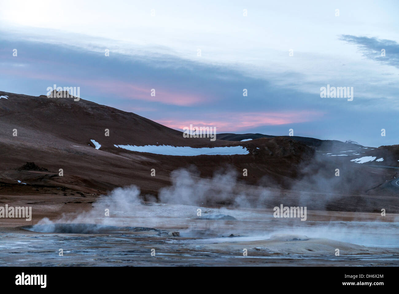 Mudpot o fango piscina a nord Islanda Foto Stock