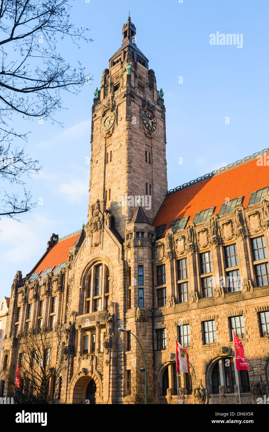 Facciata di Rathaus Charlottenburg Wilmersdorf - storica struttura di amministrazione a Berlino, Germania Foto Stock