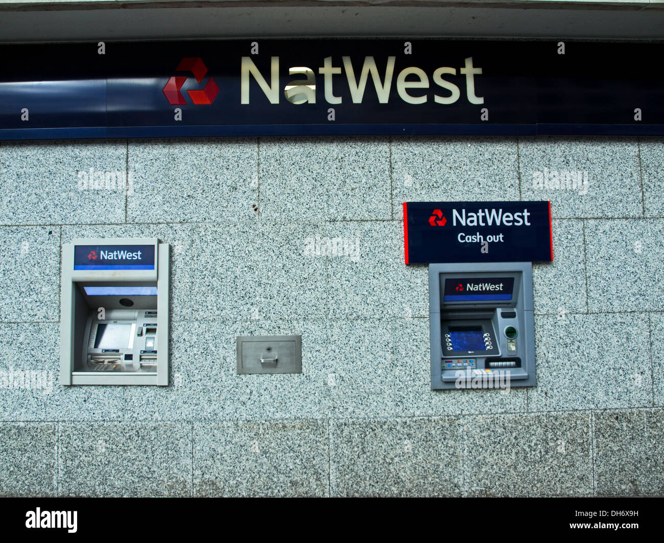 Natwest bancomat, Woolwich Town Centre di Londra, England, Regno Unito Foto Stock