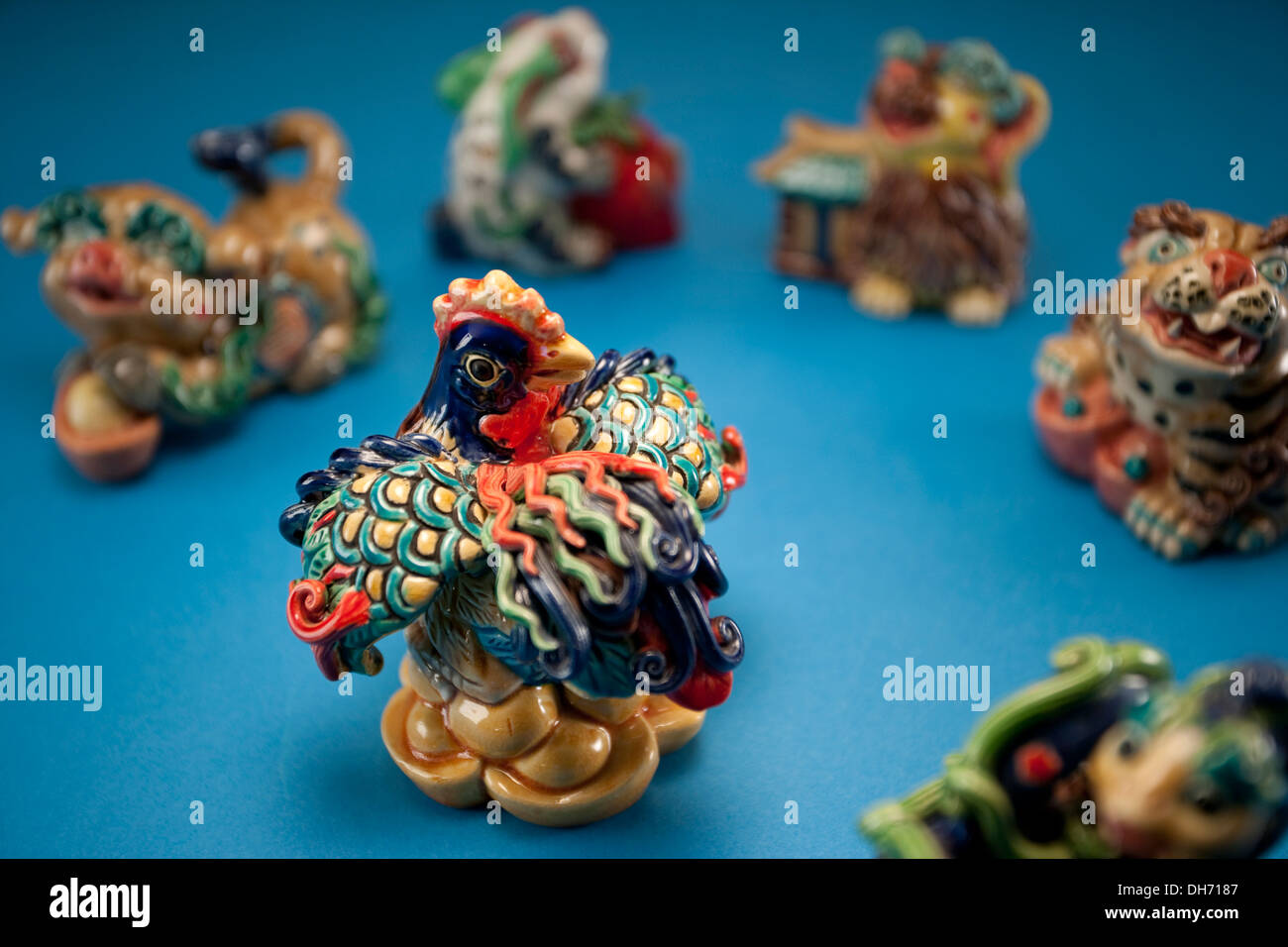 Scultura tradizionale cinese di segni zodiacali, Gallo Foto Stock