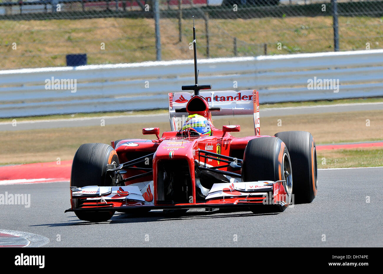 Felipe Massa della Scuderia Ferrari durante la terza giornata del F1 giovane driver/pneumatico test presso il circuito di Silverstone. Foto Stock