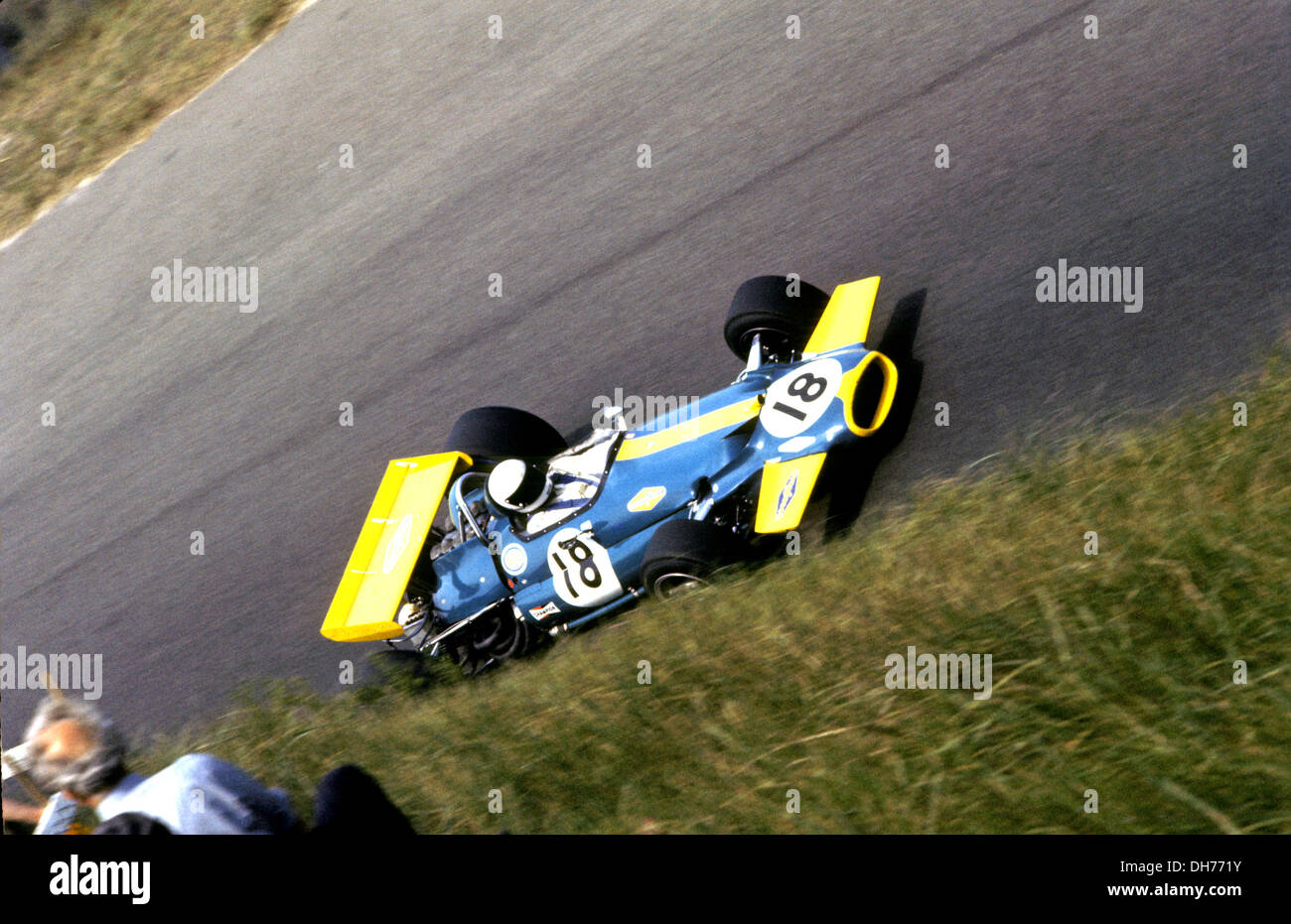 Jack Brabham nella sua Brabham Cosworth BT33 in pratica per GP Olandese, finito 11th. Zandvoort, Paesi Bassi 21 giugno 1970. Foto Stock