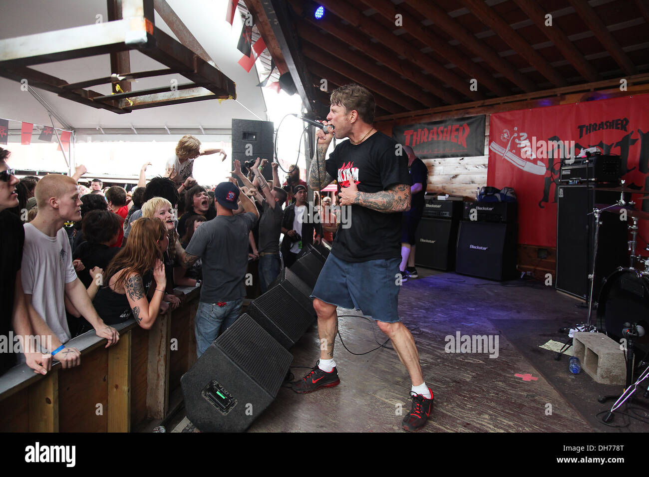 Giovanni Giuseppe di Cro-Mags performanti a Thrasher Magazine e Converse 'Death Match' a Scoot Inn durante il SXSW Foto Stock