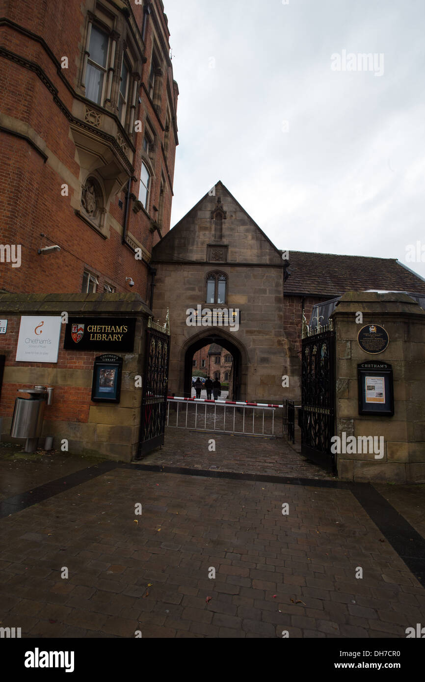 GV di Chetham della Scuola di Musica , Manchester . Visto dalla Cattedrale Gardens Foto Stock