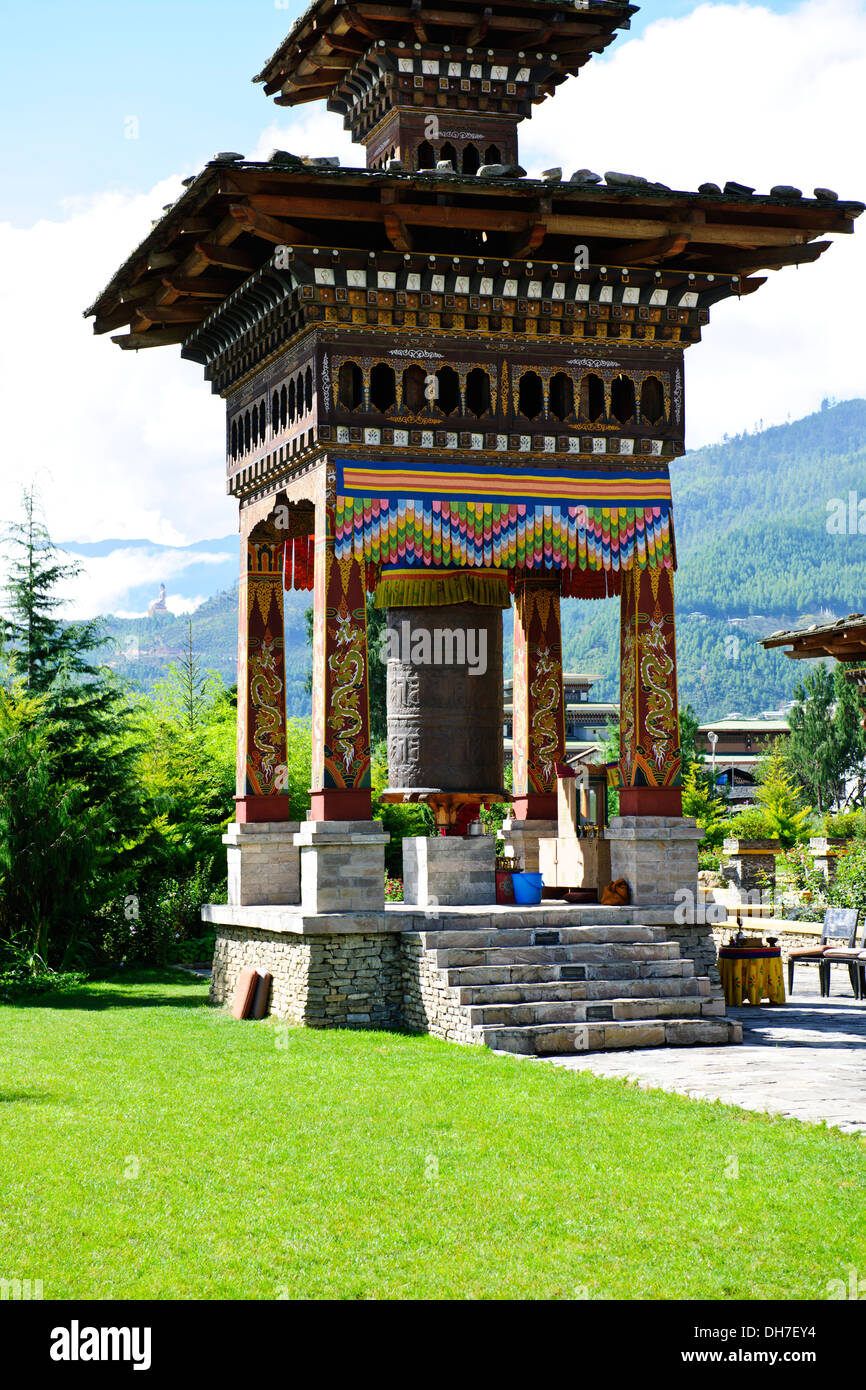 Taj Tashi hotel cinque stelle,Moderno Hotel Termale,Dzong piace l'architettura,preghiera ruota,Paolo Street,Fotografo di viaggio,Thimphu,Bhutan Foto Stock