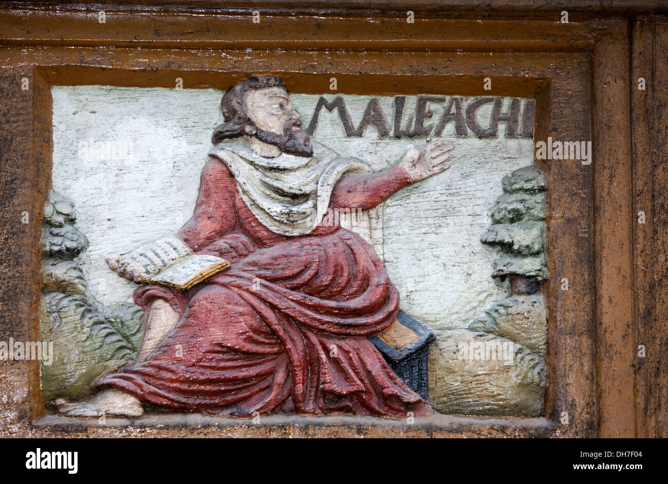 Malachia, Malachias o Mal'achi, un profeta ebraico nella Bibbia ebraica, vecchia scuola latina, sculture in legno, Alfeld, Germania Foto Stock