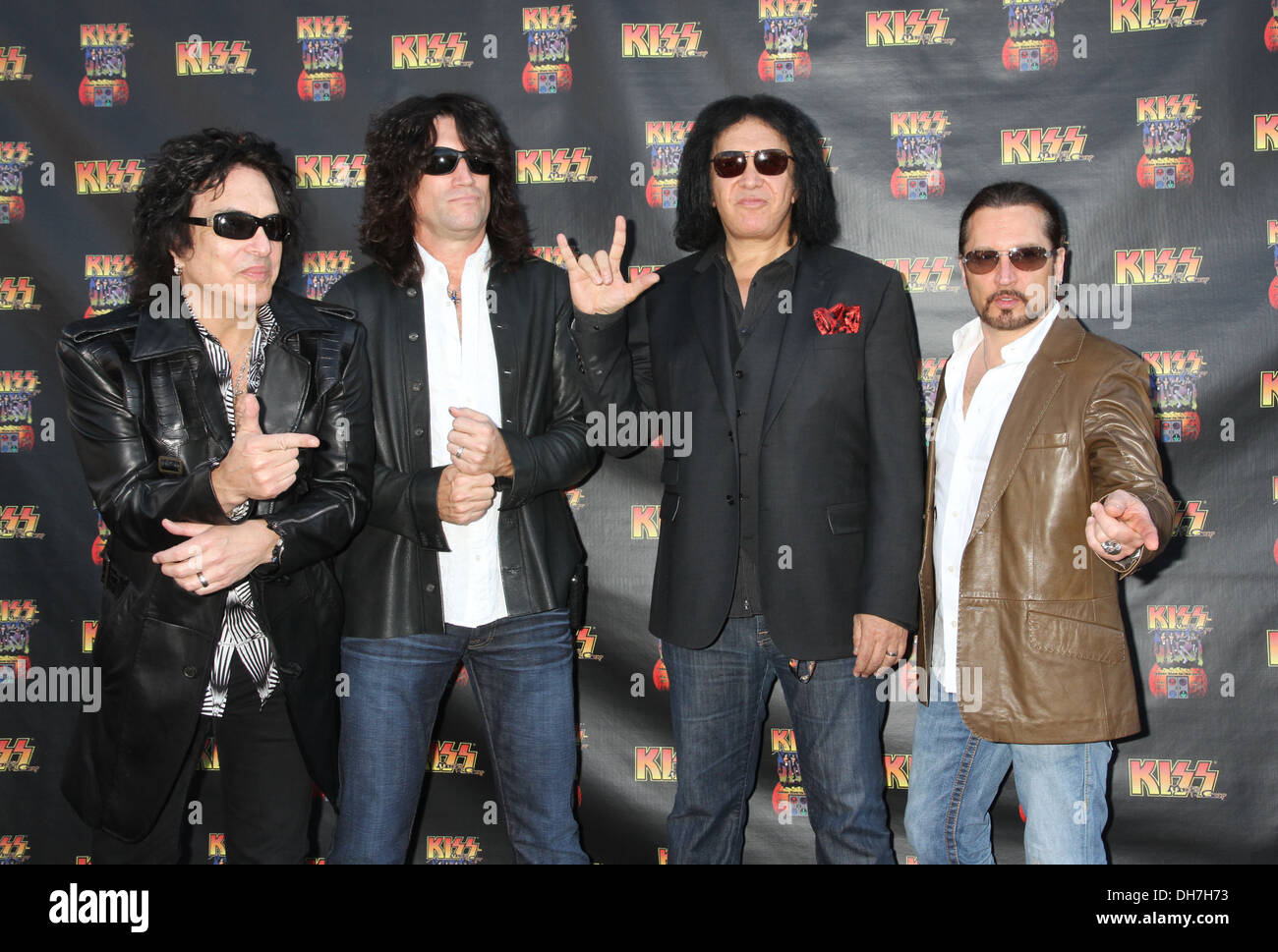 Paul Stanley Tommy Thayer Gene Simmons Eric Singer KISS da Monster Mini Golf Grand Opening - Arrivi Las Vegas Nevada - Foto Stock
