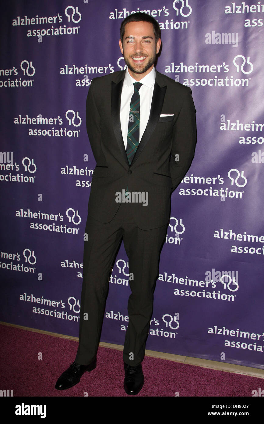 Zachary Levi ventesimo annuale "Una notte a Sardi's" finalizzata alla raccolta di fondi e premi la cena presso il Beverly Hilton Hotel - Arrivi Beverly Foto Stock