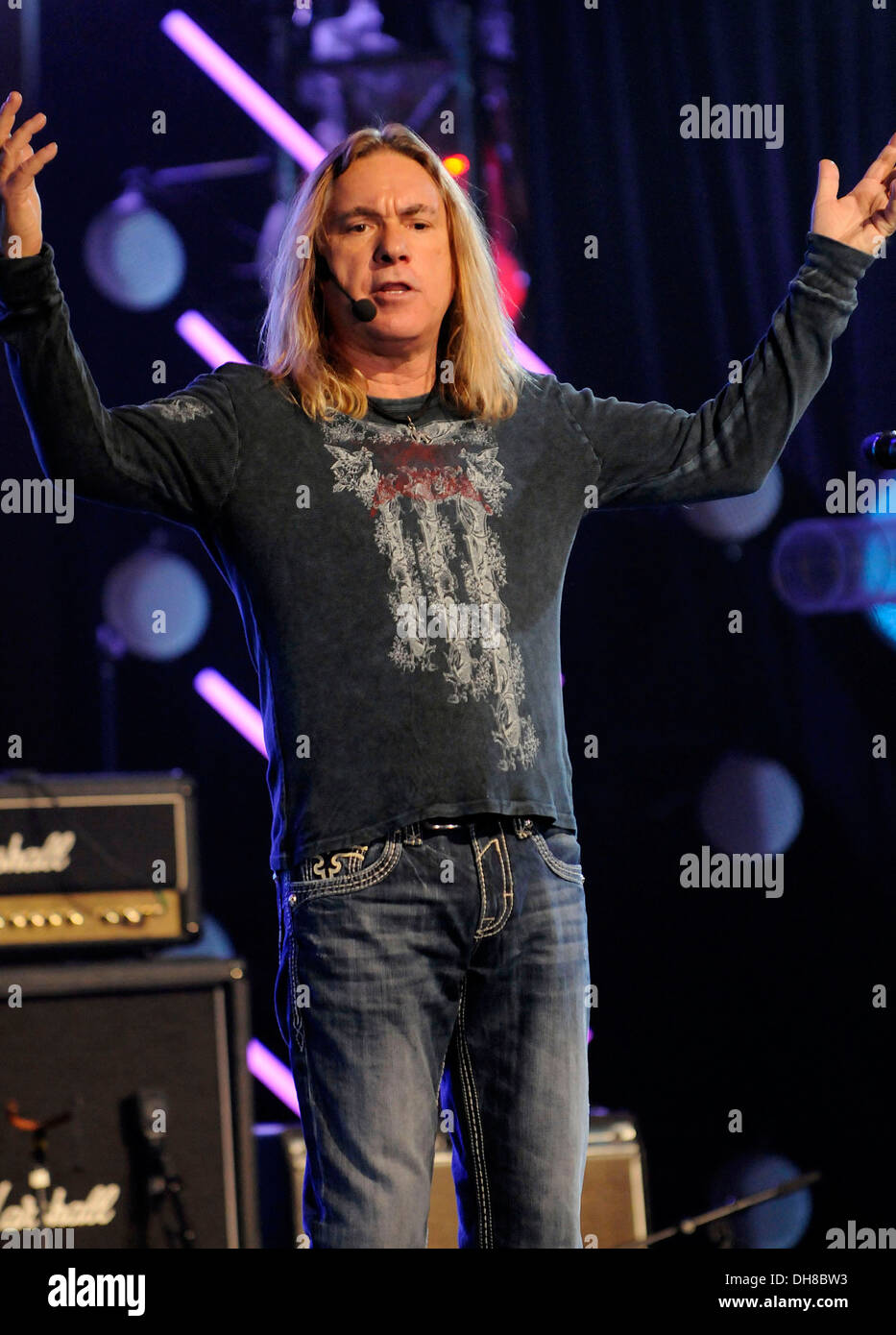 Tom Jackson ospita 'Master dell artista Makeover" presentazione a 2012 Slacker Canadian Music Week di Toronto Canada - 23.03.12 Foto Stock