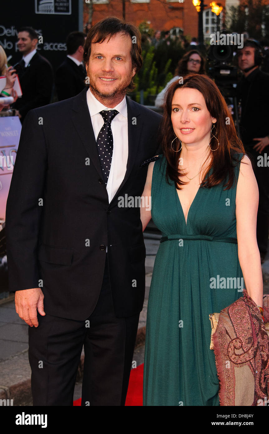 Bill Paxton e Louise Newbury Titanic 3D Premiere detenute presso il Royal Albert Hall- Arrivi Londra Inghilterra - 27.03.12 Foto Stock