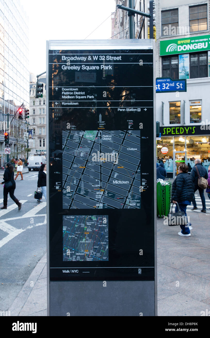 New York street mappa segno, Broadway e 32 Street, Manhattan, New York City, Stati Uniti d'America. Foto Stock