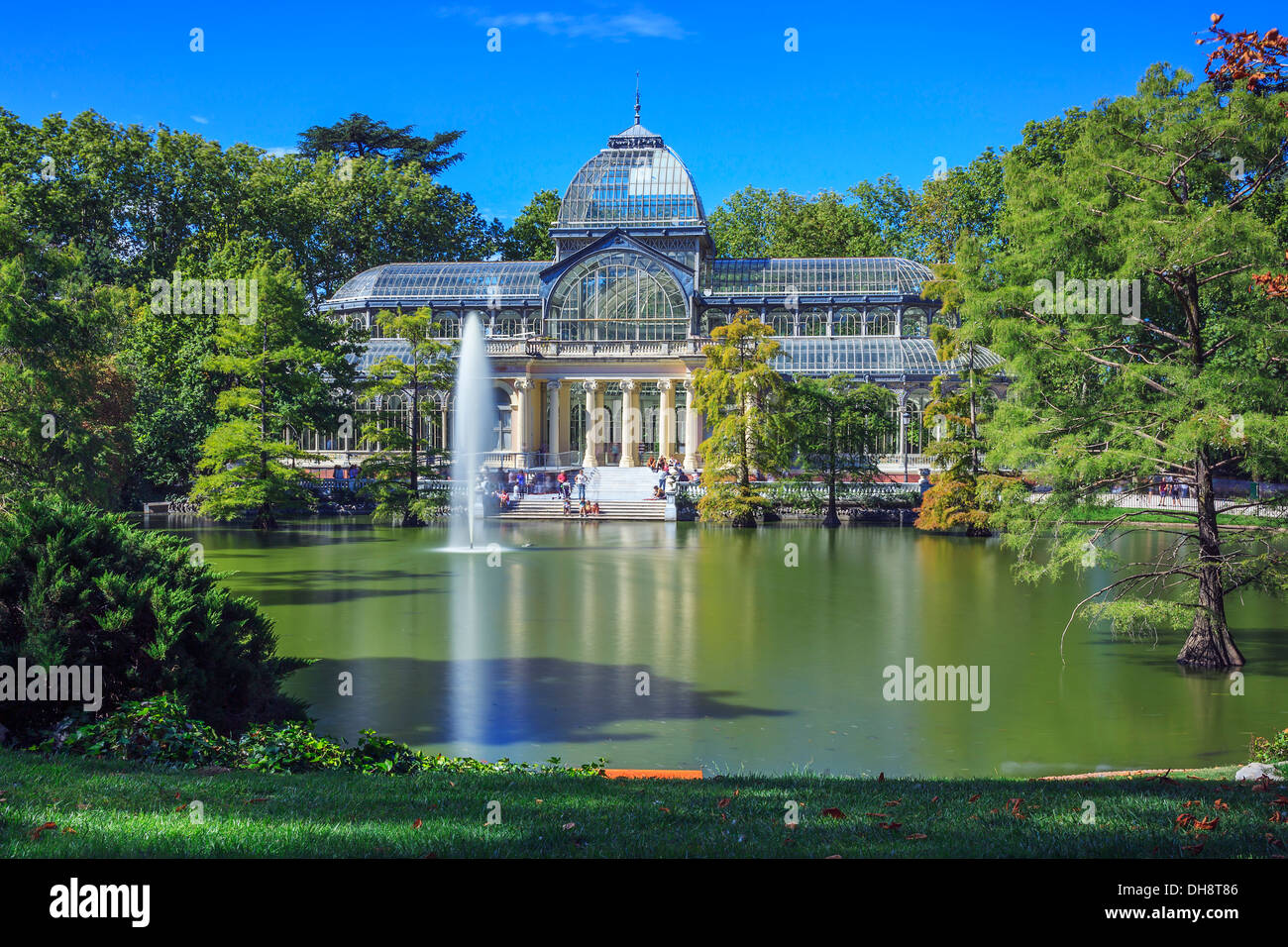 Famoso Crystal Palace (Palacio de Cristal) nel Parco del Retiro,Madrid, Spagna. Foto Stock