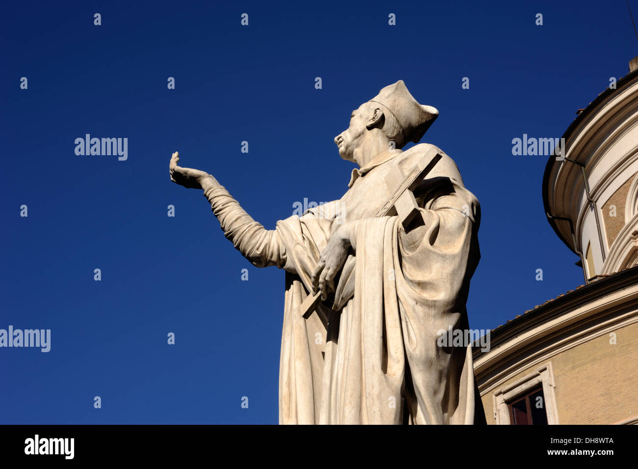 Italia, Roma, chiesa dei Santi Ambrogio e Carlo al corso, statua di San Carlo Foto Stock