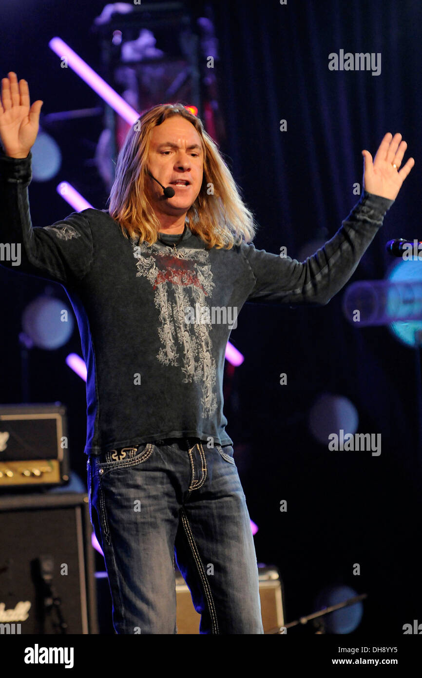 Tom Jackson ospita 'Master dell artista Makeover" presentazione a 2012 Slacker Canadian Music Week di Toronto Canada - 23.03.12 Foto Stock