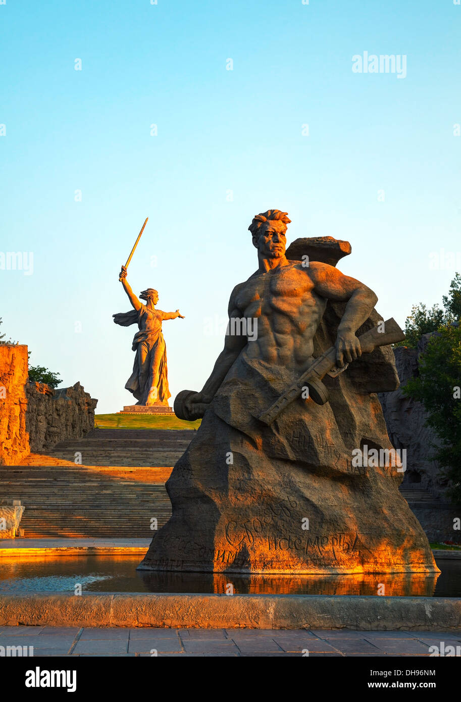 "La patria chiamate!' monumento a Volgograd, Russia. Foto Stock